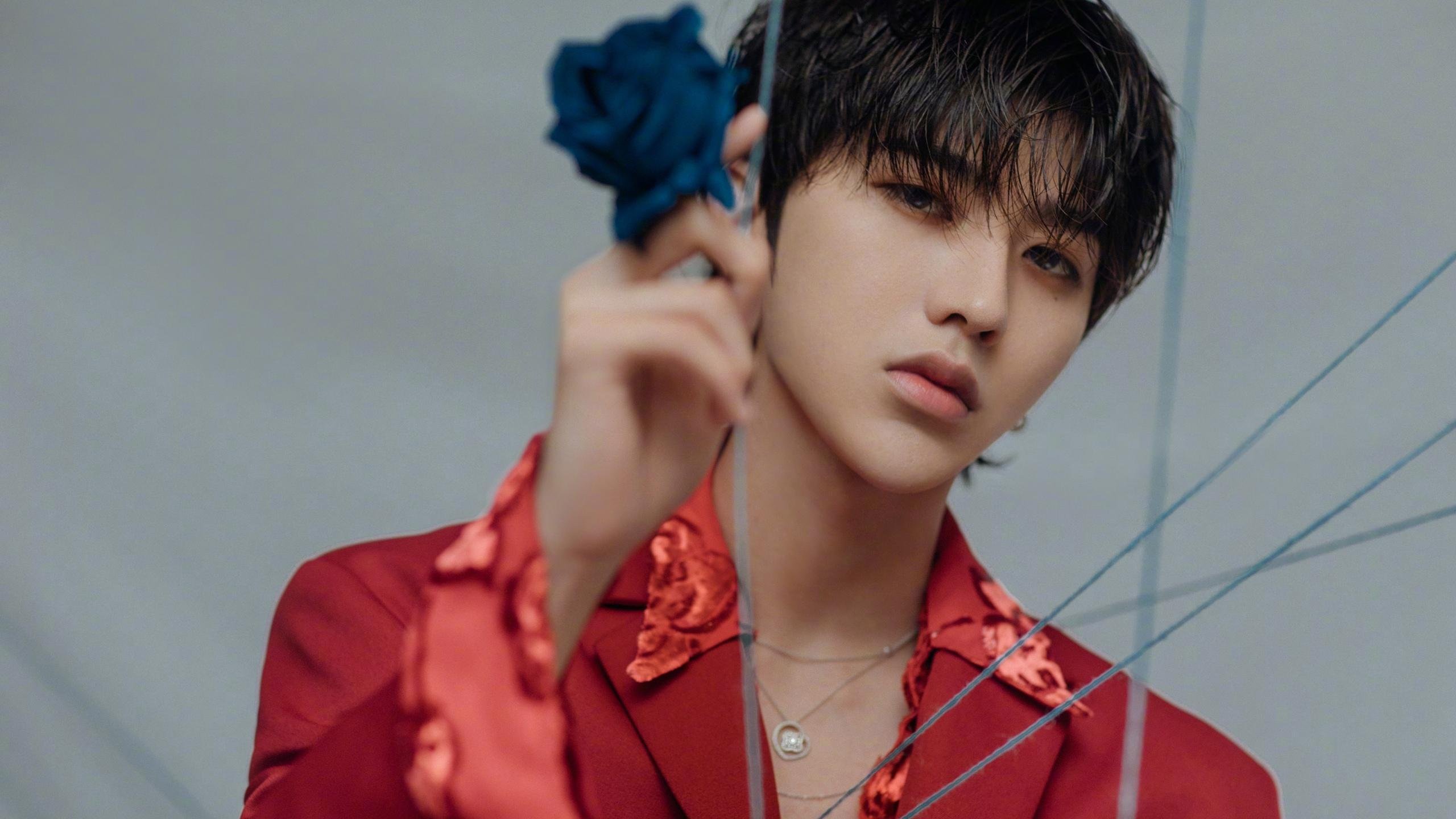 威尼修斯荣膺2024环球足球最佳球员与最佳前锋,威尼修斯皇马