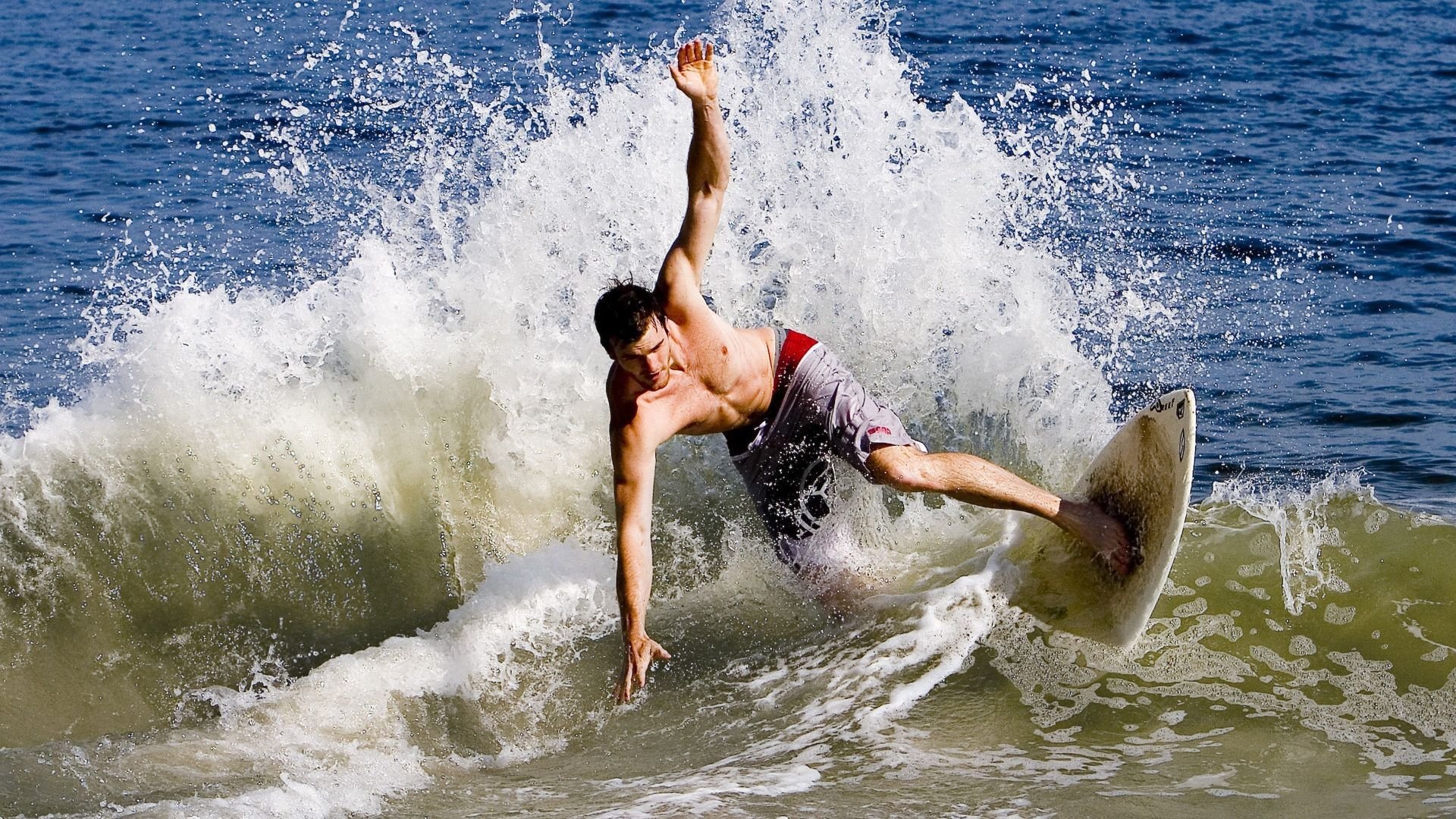 巴黎圣日耳曼前锋状态神勇,成为焦点人物,巴黎圣日耳曼的前锋有谁