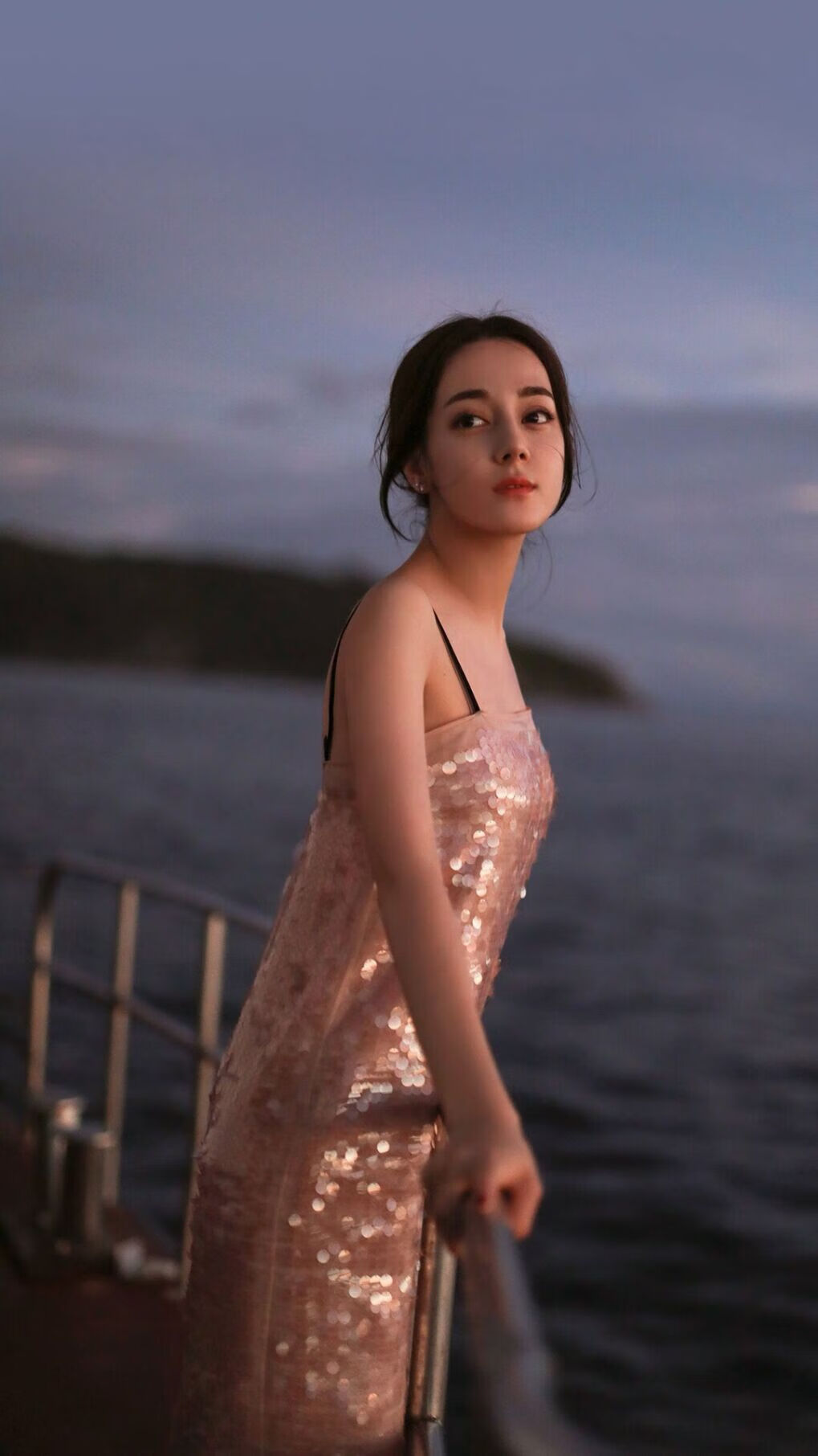 浓眉内外开花成为湖人前三节得分核心，浓眉受伤后湖人至今战绩