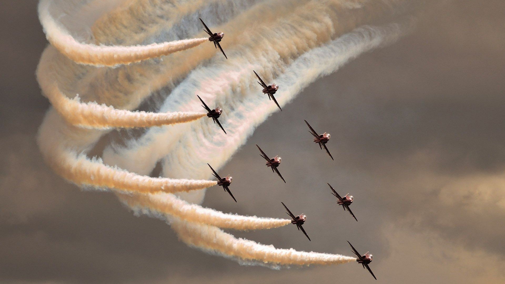 英超争冠决战：精彩对决不断，悬念无限！，英超比赛英超